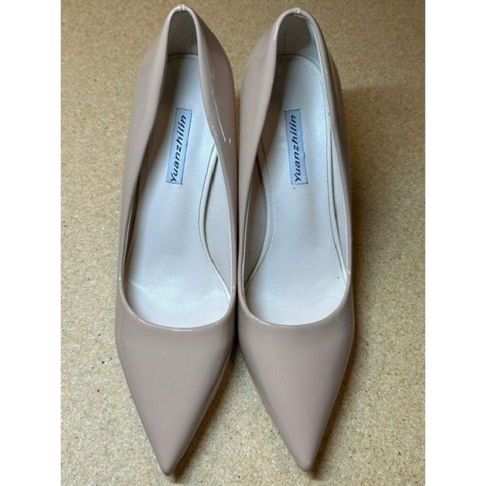 NWOT Nude Stiletto Pumps Patent Pointed Toe Yuanzhilin Women's Sz 9 NWOT